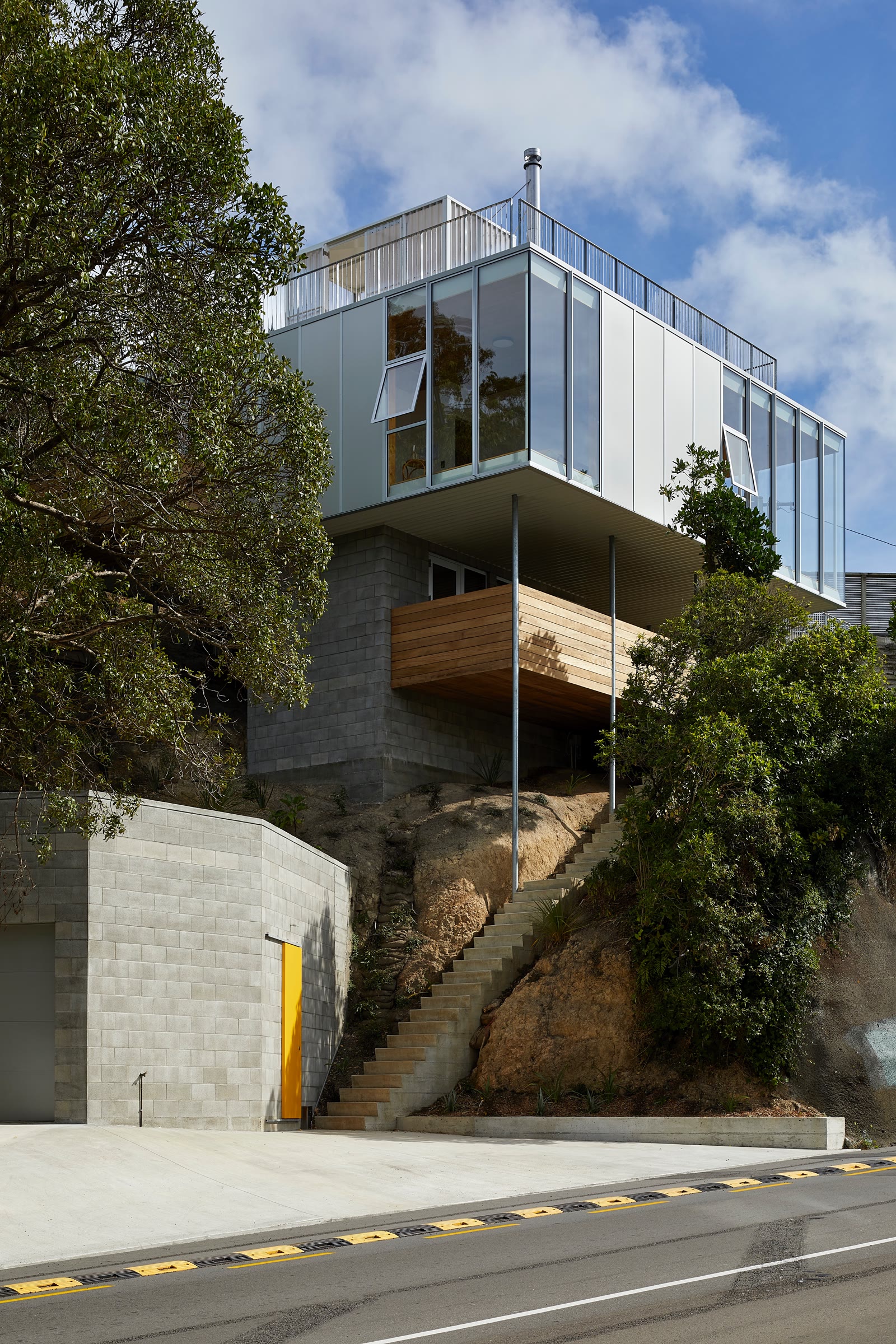 10×10 House, Kilbirnie — Shadow Constructs